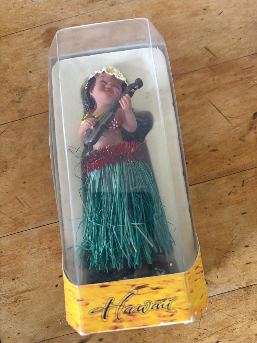 Hawaii Hula Girl Dashboard Doll - Green Skirt
